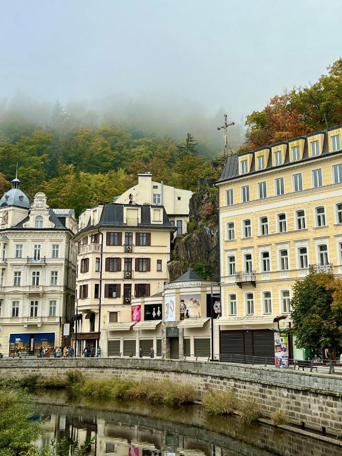 Hotel Zlaty Sloup Karlovy Vary Exterior foto