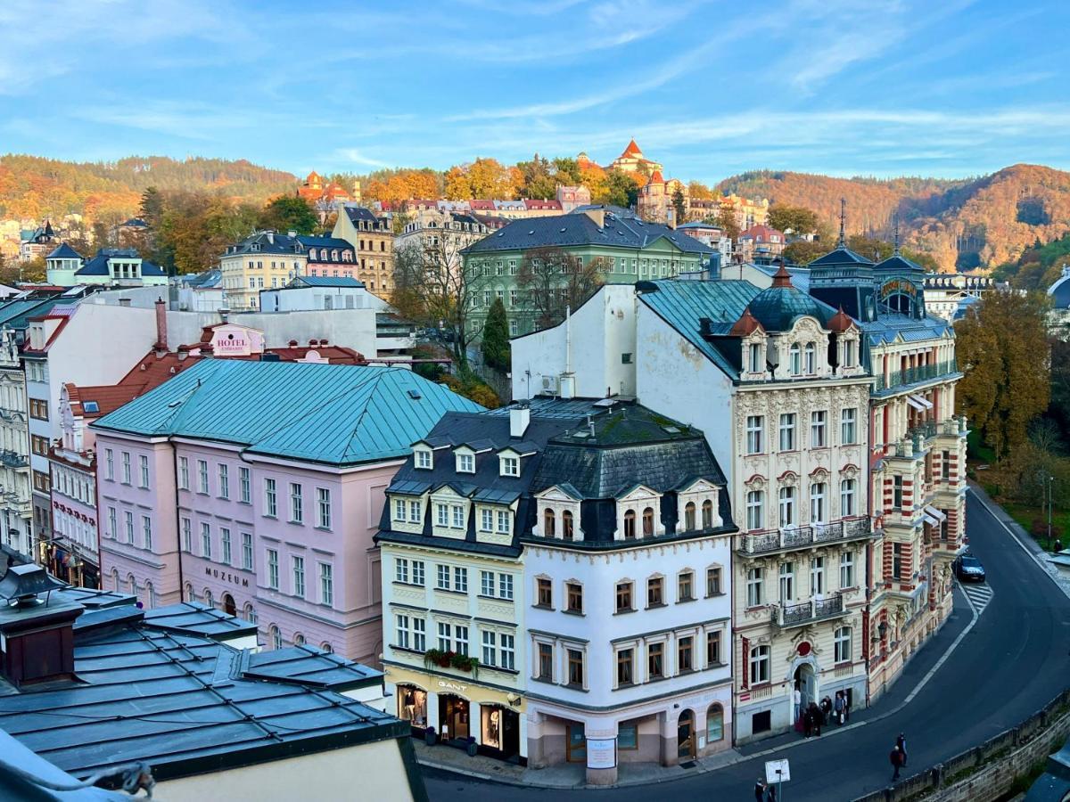 Hotel Zlaty Sloup Karlovy Vary Exterior foto