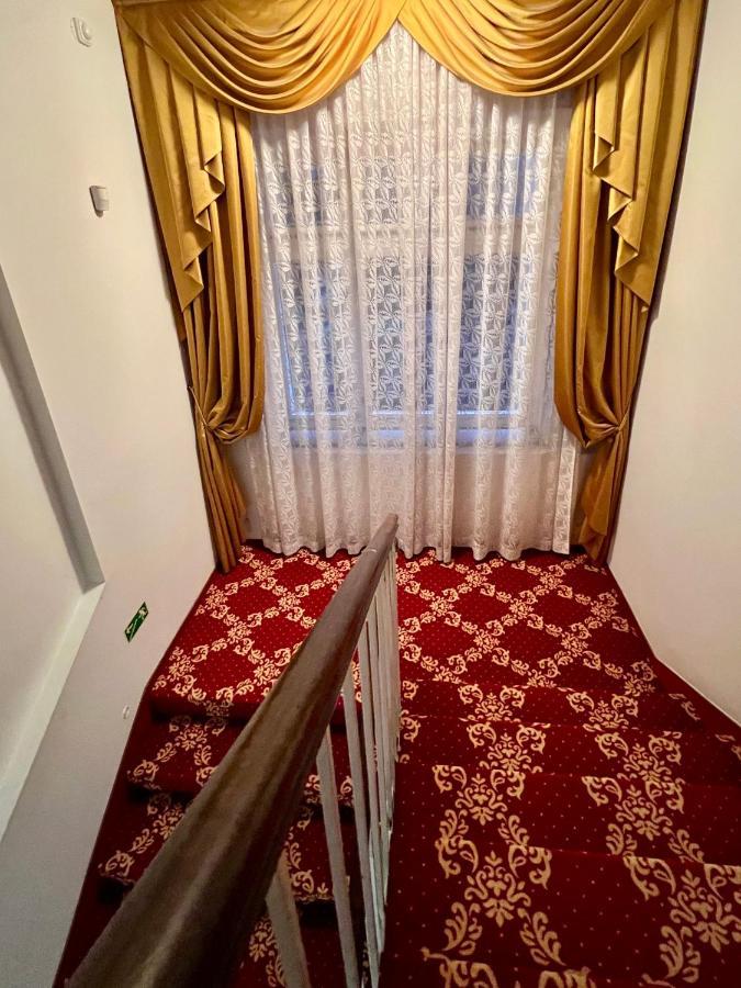 Hotel Zlaty Sloup Karlovy Vary Exterior foto